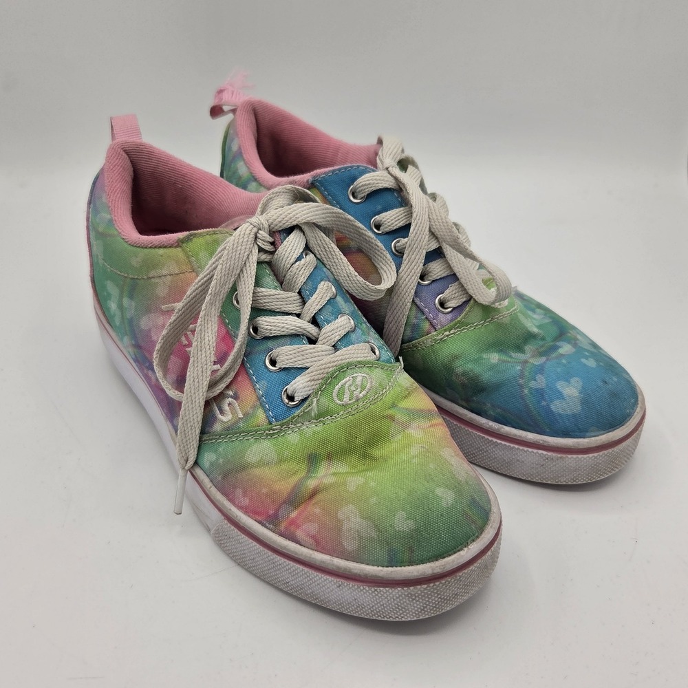 Heelys Tie Dyed W/ Hearts Girls Size 5 Skate Sneaker Shoe